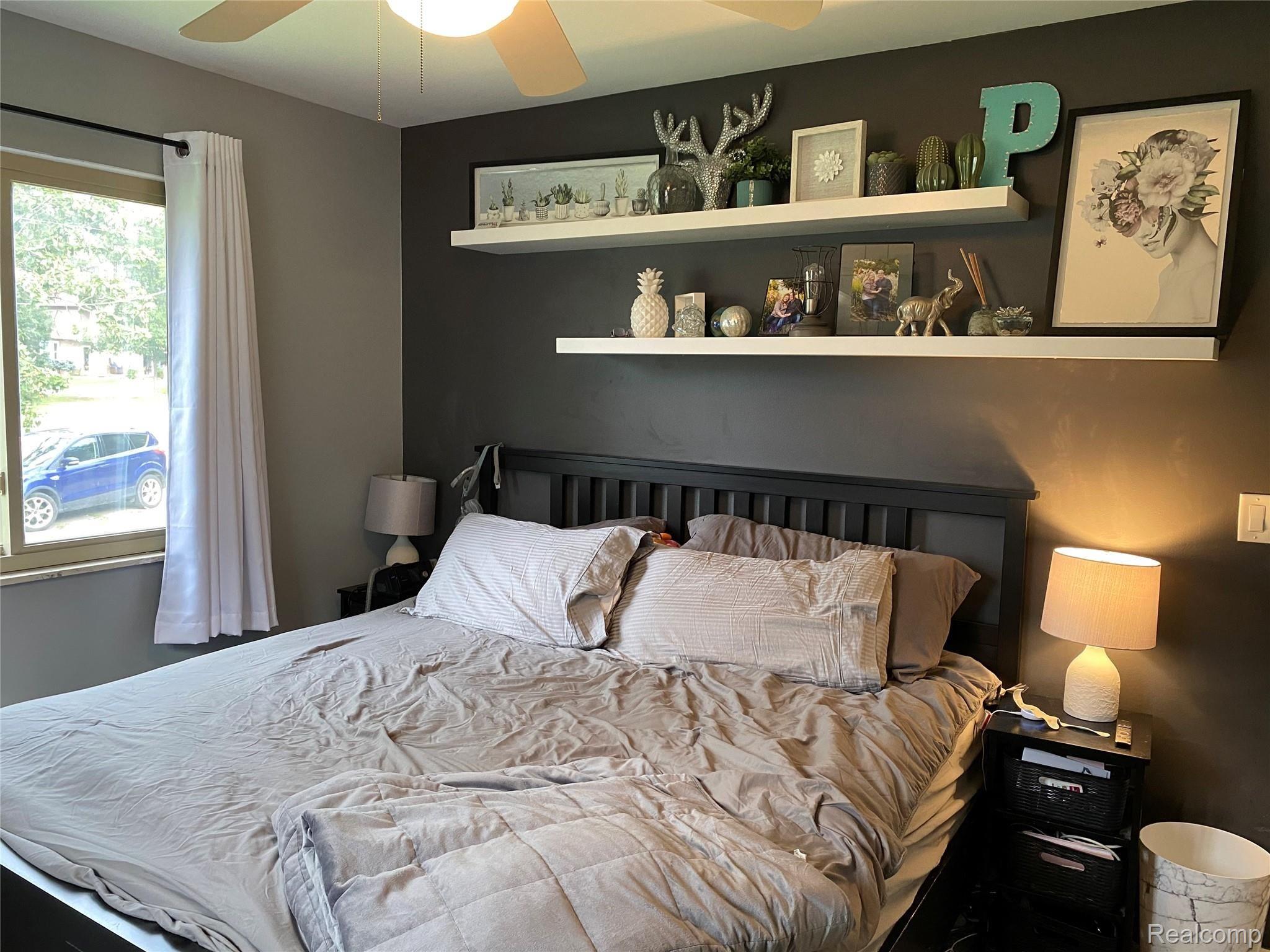 2013 North Long Lake Road Fenton, MI 48430 - Photo 17 of 25 3 bedrooms All Have New Carpeting & Padding!