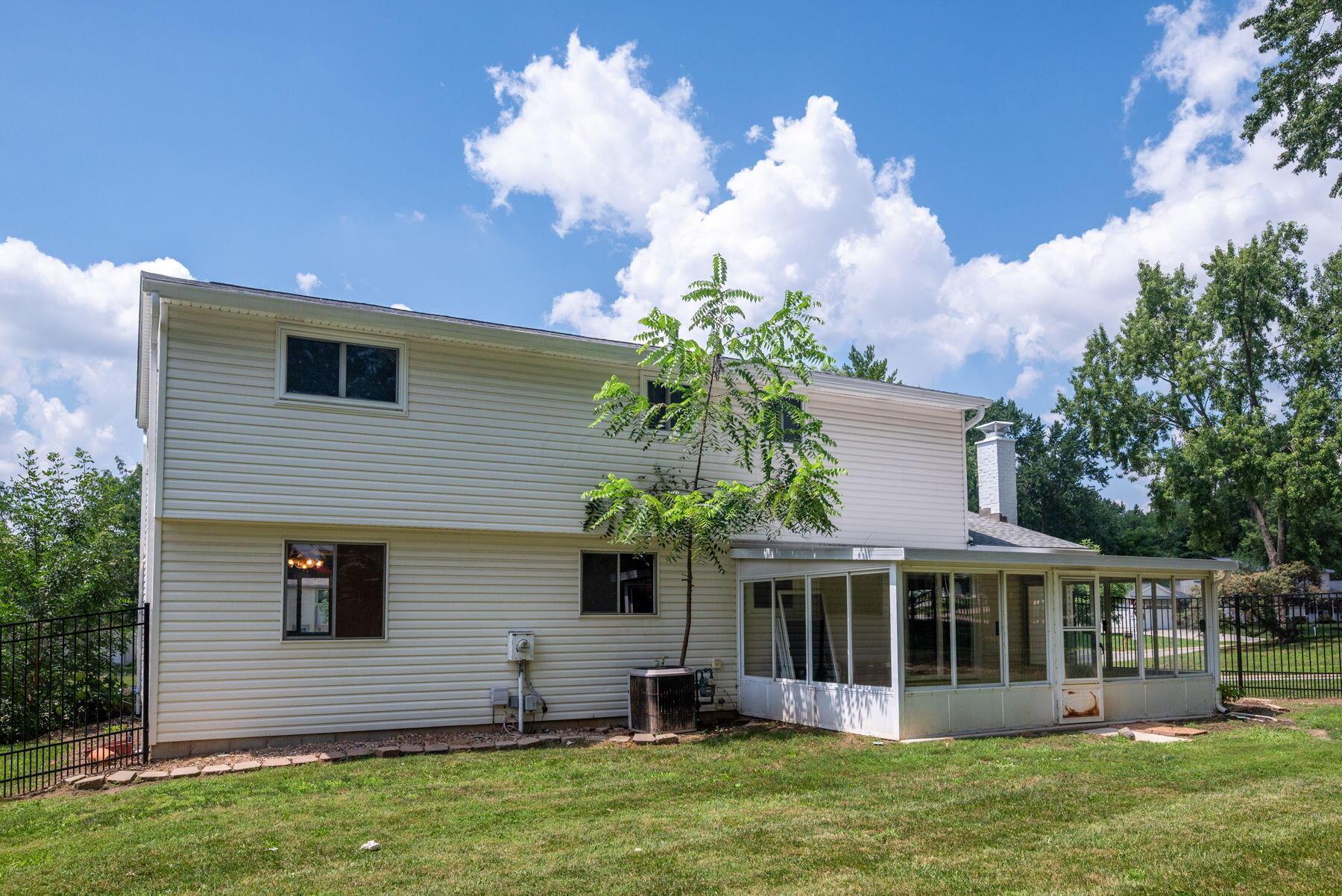 180 Landover Road Columbus, OH 43230 - Photo 5 of 60 5-web-or-mls-180 Landover Rd-104