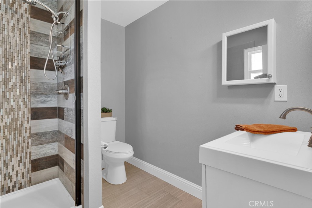 2622 Pinto Lane Paso Robles, CA 93446 - Photo 11 of 22 a bathroom with a sink and a toilet