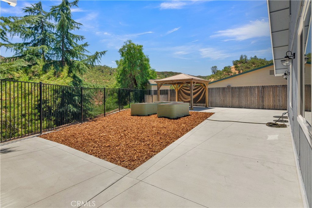 2622 Pinto Lane Paso Robles, CA 93446 - Photo 18 of 22 a view of outdoor space and yard