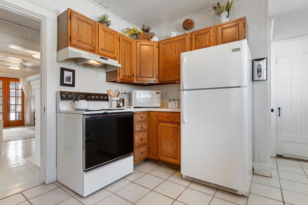 13 5th Street Wareham, MA 02558 - Photo 14 of 42