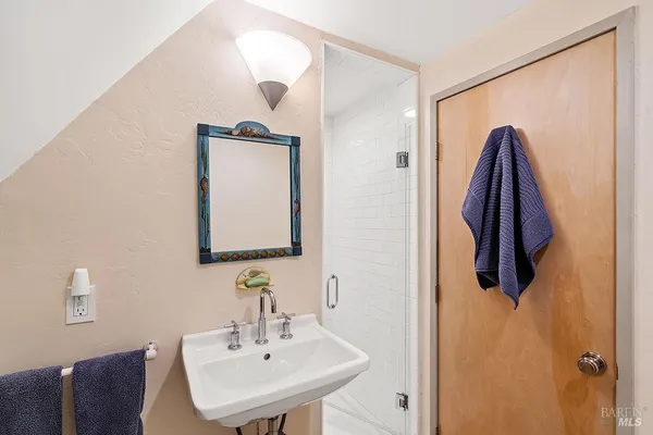 $3,850,000 | 1212 North Fitch Mountain Road, Healdsburg, CA 95448