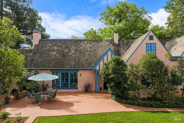 $3,850,000 | 1212 North Fitch Mountain Road, Healdsburg, CA 95448
