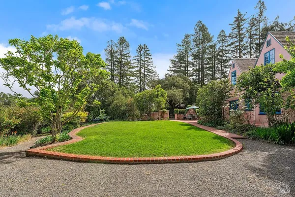 $3,850,000 | 1212 North Fitch Mountain Road, Healdsburg, CA 95448