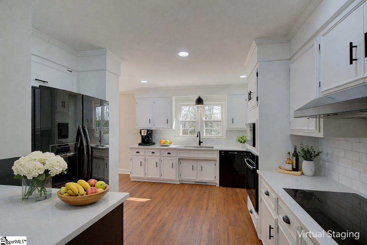 206 Stone Ridge Road Greer, SC 29650 - Photo 10 of 45 Gallery Image 10