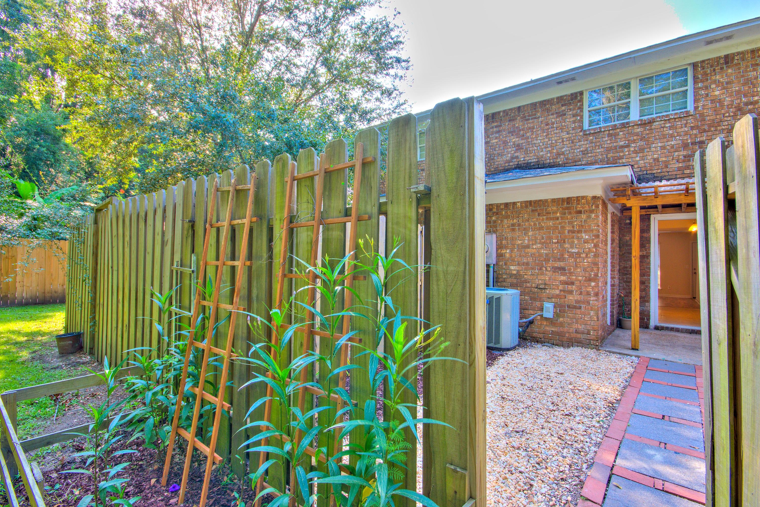 1293 Mathis Ferry Road Mount Pleasant, SC 29464 - Photo 25 of 26 27