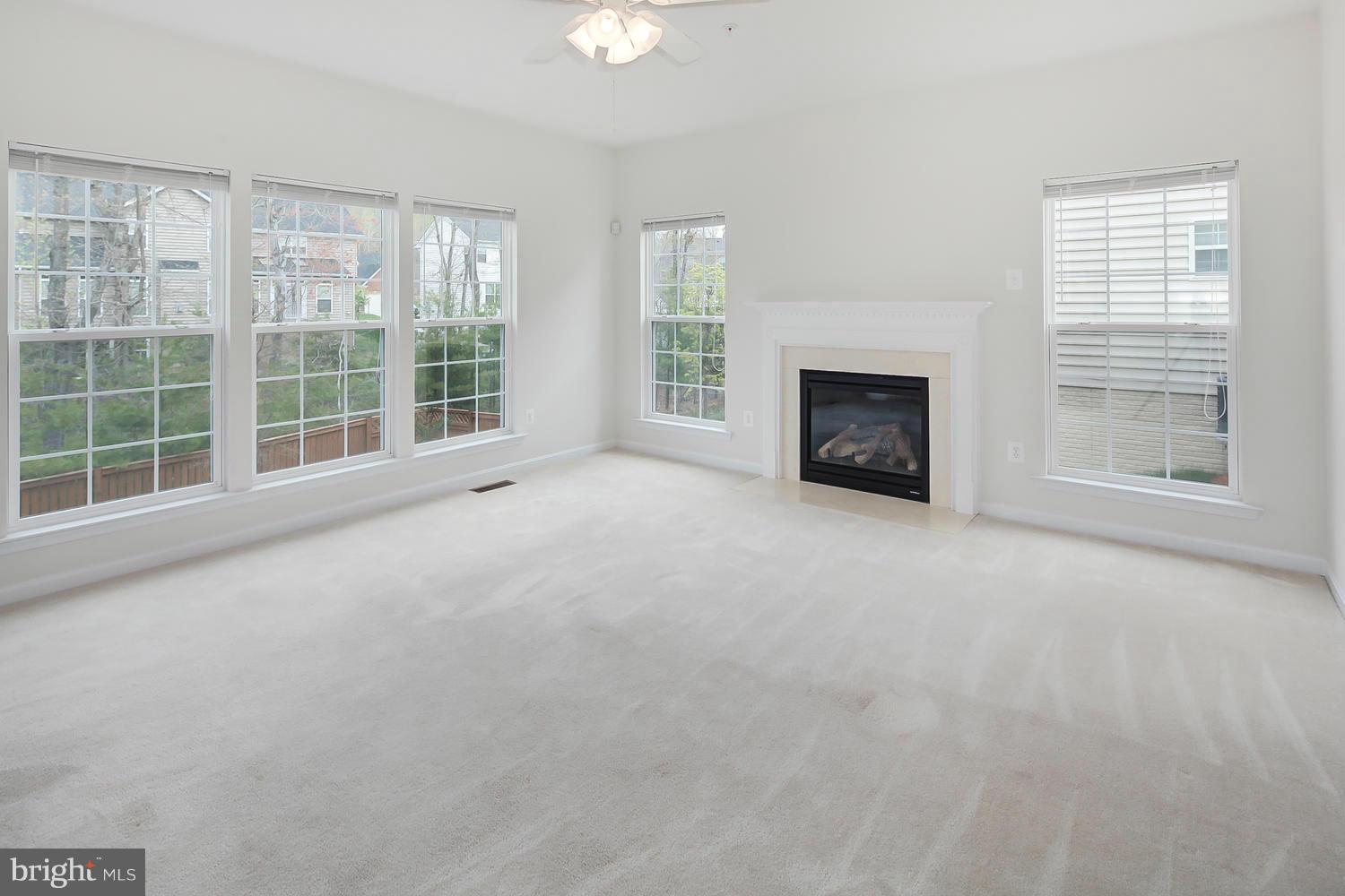 3206 St Marys View Road Accokeek, MD 20607 - Photo 8 of 30 Family Room