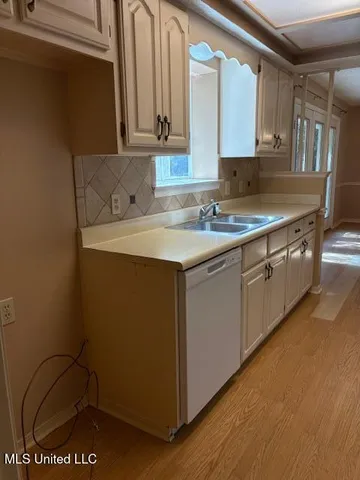 $230,000 | 1839 East Lakeshore Drive, Carriere, MS 39426