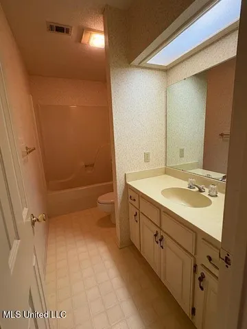 $230,000 | 1839 East Lakeshore Drive, Carriere, MS 39426