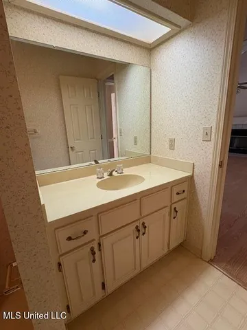 $230,000 | 1839 East Lakeshore Drive, Carriere, MS 39426