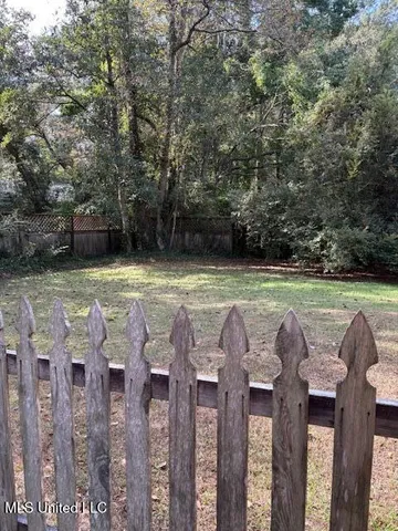 $230,000 | 1839 East Lakeshore Drive, Carriere, MS 39426