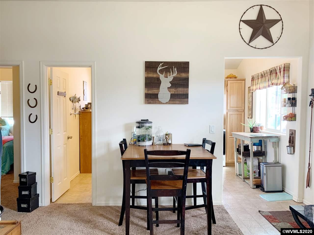 163 Southwest Jasper Street Dallas, OR 97338 - Photo 9 of 31 Gallery Image 9