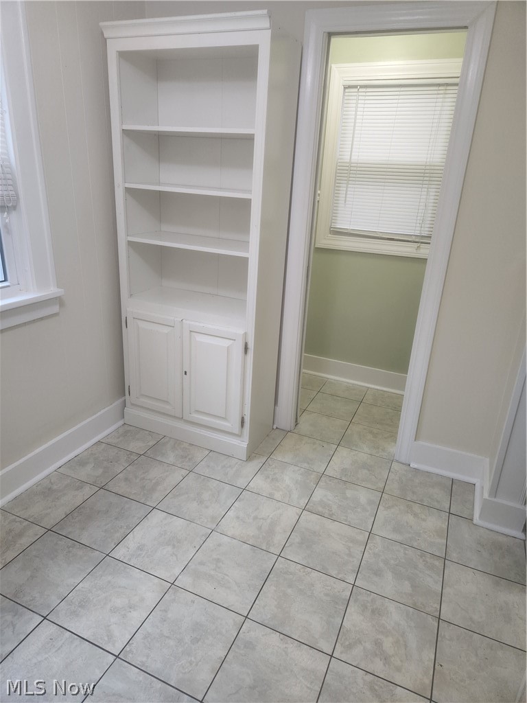 1668 Maple Road Cleveland Heights, OH 44121 - Photo 6 of 20