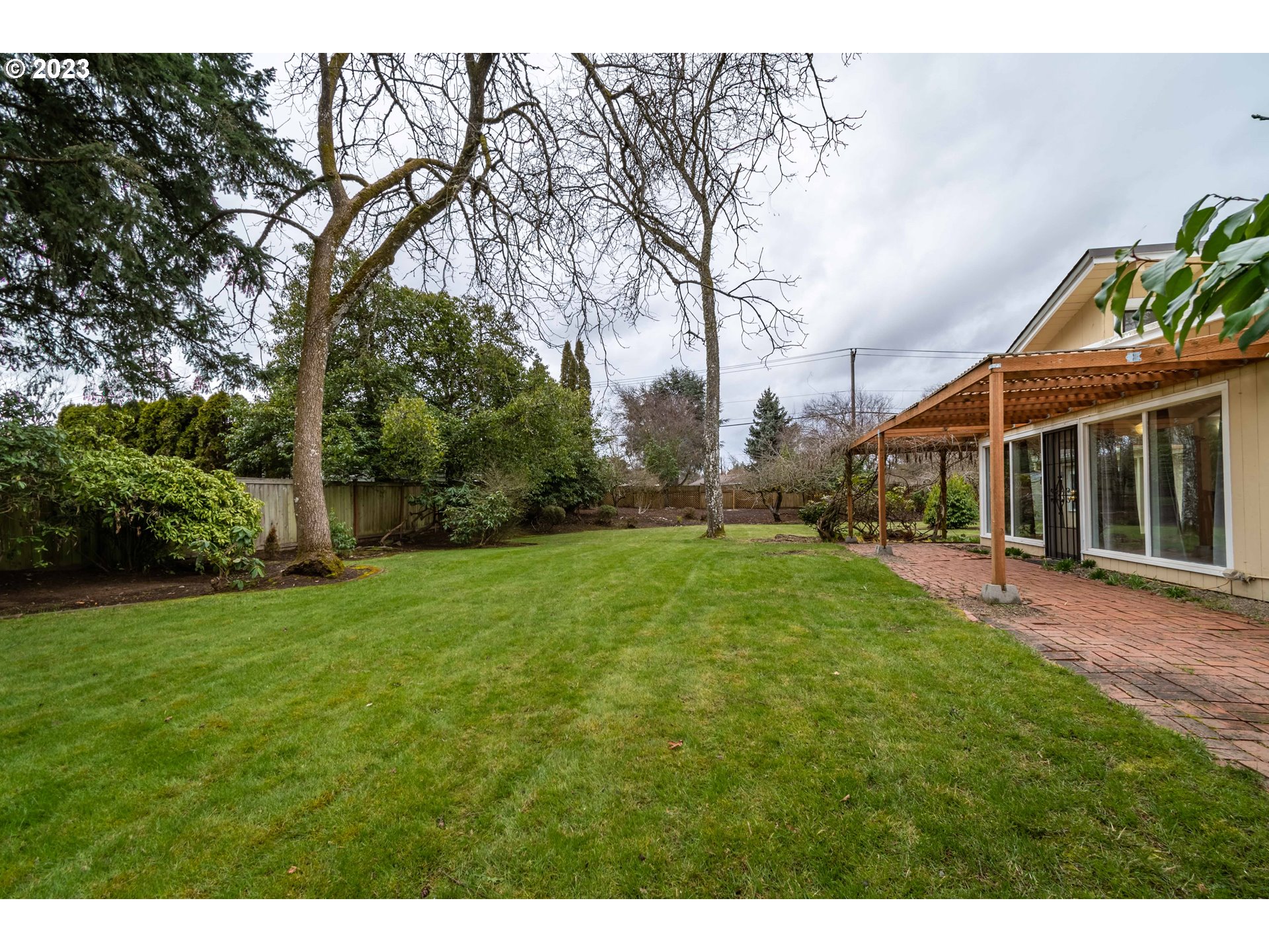 2210 Sandy Drive Eugene, OR 97401 - Photo 28 of 32 a view of outdoor space yard and patio