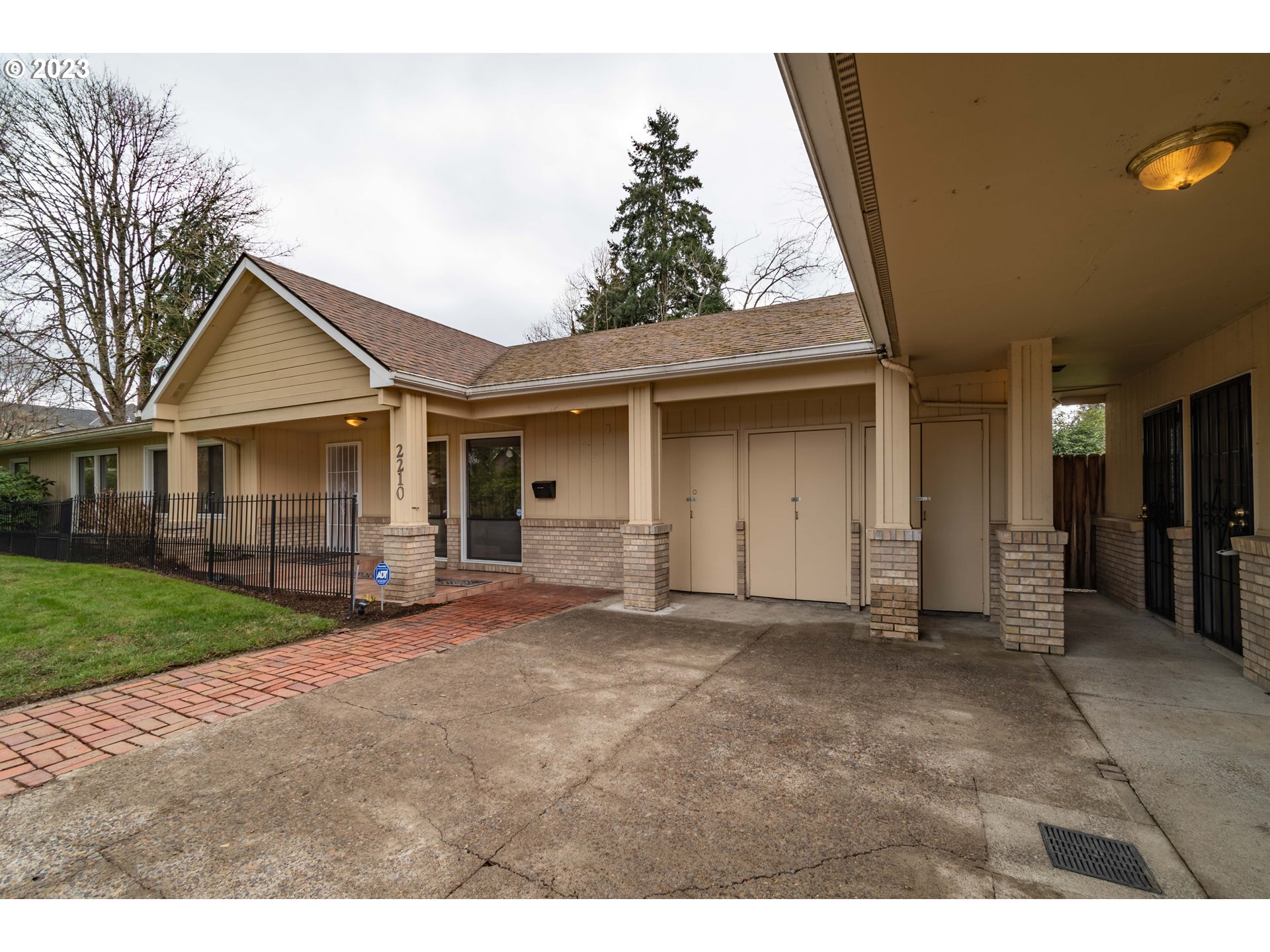 2210 Sandy Drive Eugene, OR 97401 - Photo 3 of 32 a view of a house with a yard