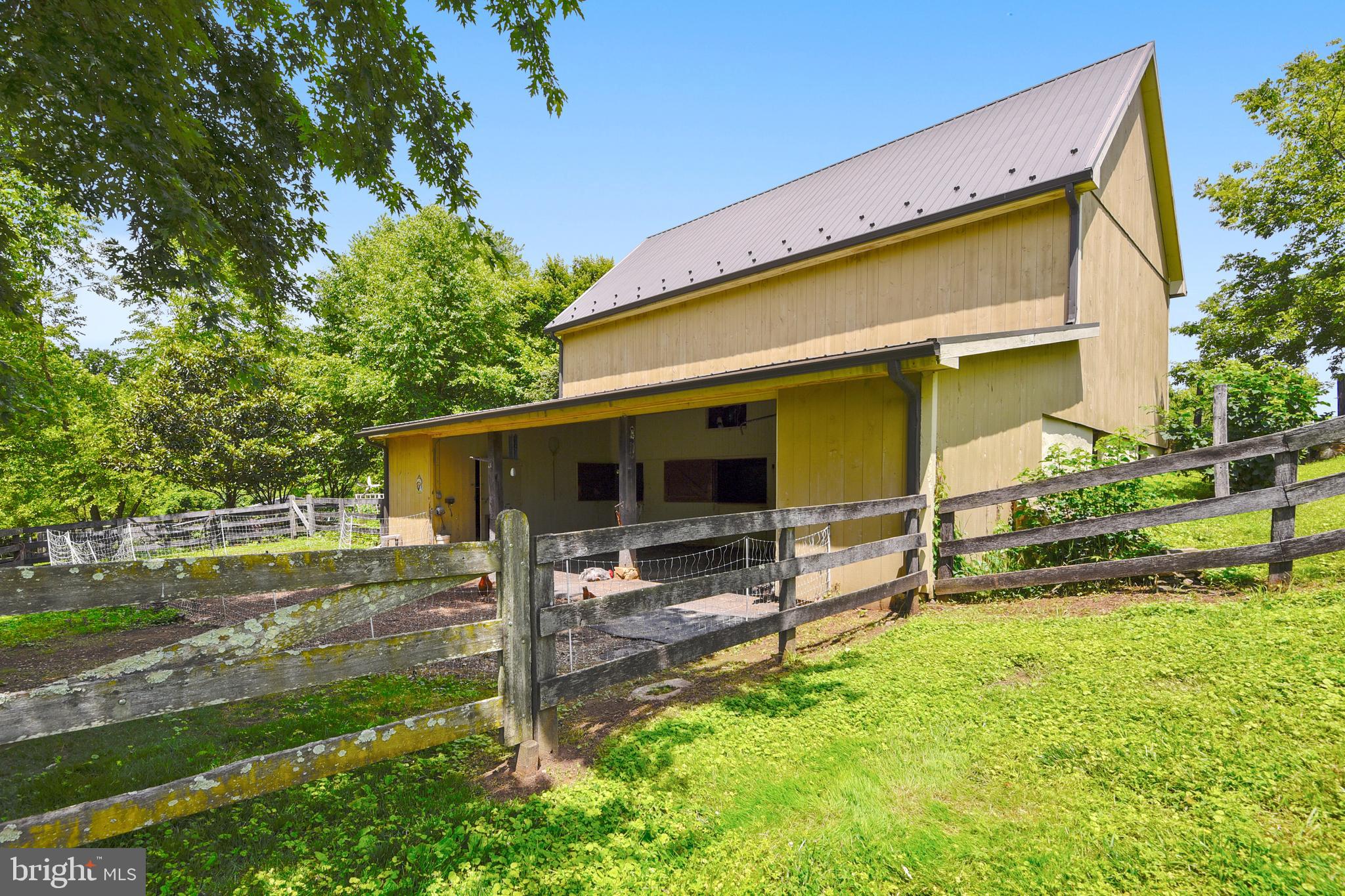 16026 Carroll Road Monkton, MD 21111 - Photo 59 of 85 Barn - Pasture level