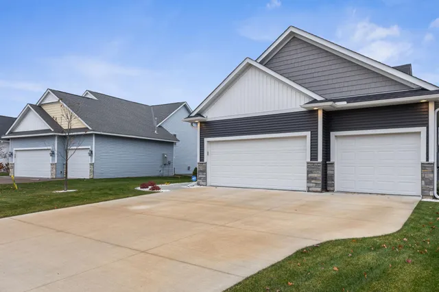 $540,000 | 2730 213th Street West, Farmington, MN 55024