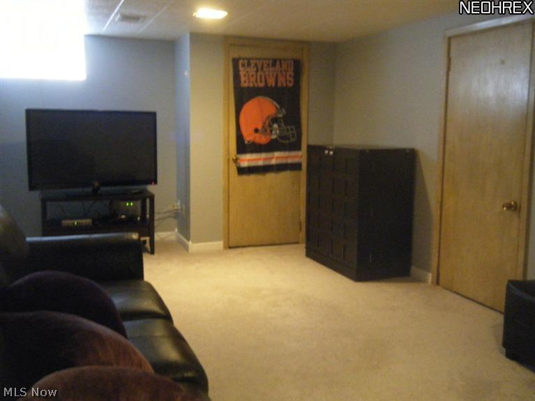 1121 Ford Road Lyndhurst, OH 44124 - Photo 20 of 21 Finished basement