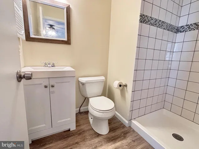 $2,600 | 13669 Barren Springs Court, Centreville, VA 20121