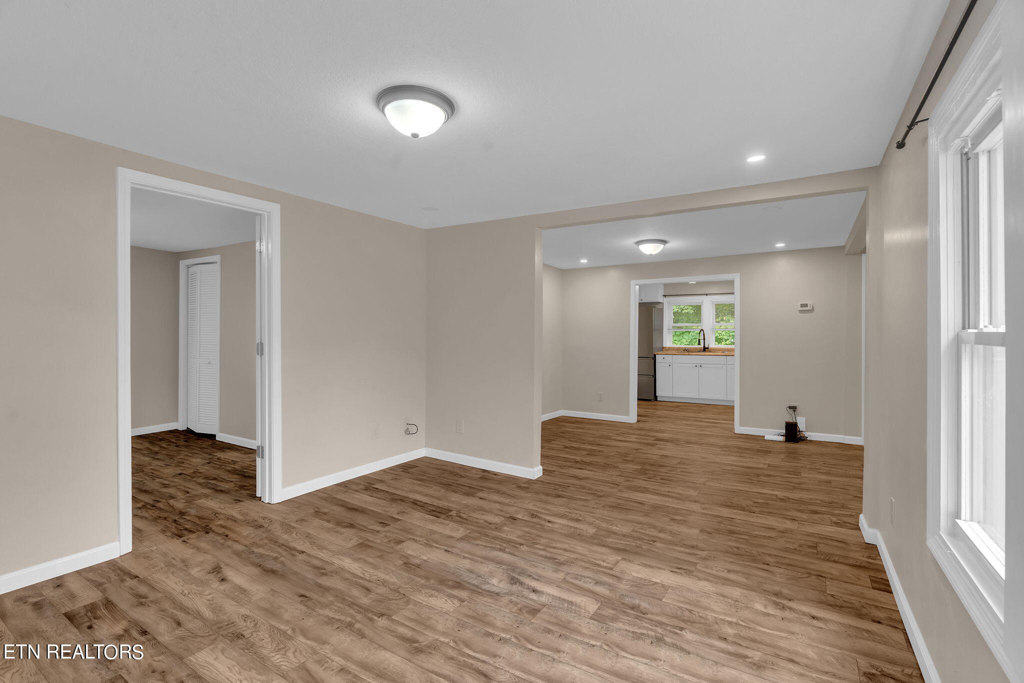 175 McNabb Street Newport, TN 37821 - Photo 3 of 22 6-web-or-mls-DSC06754