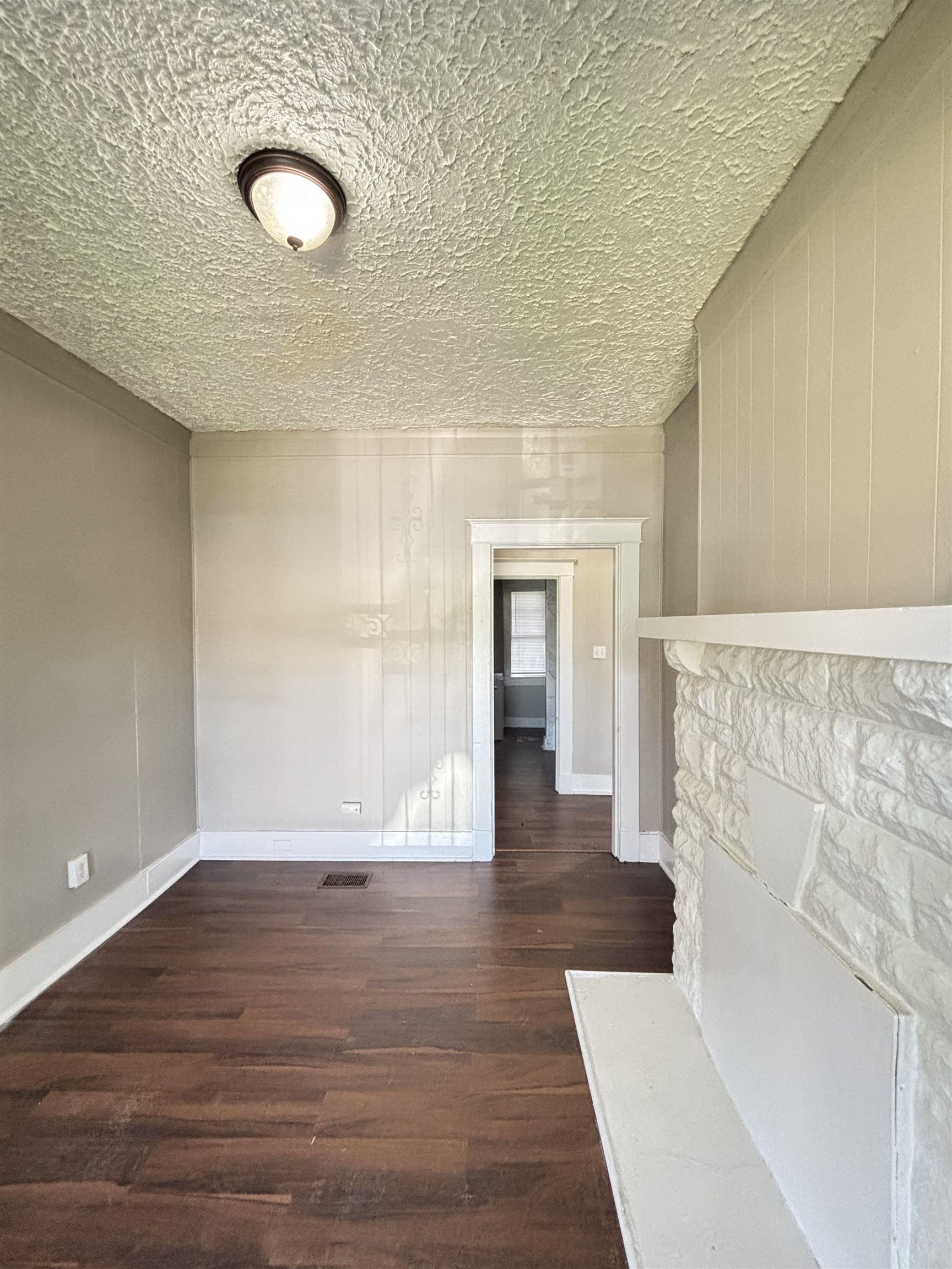 696 Decatur Street Memphis, TN 38107 - Photo 4 of 15