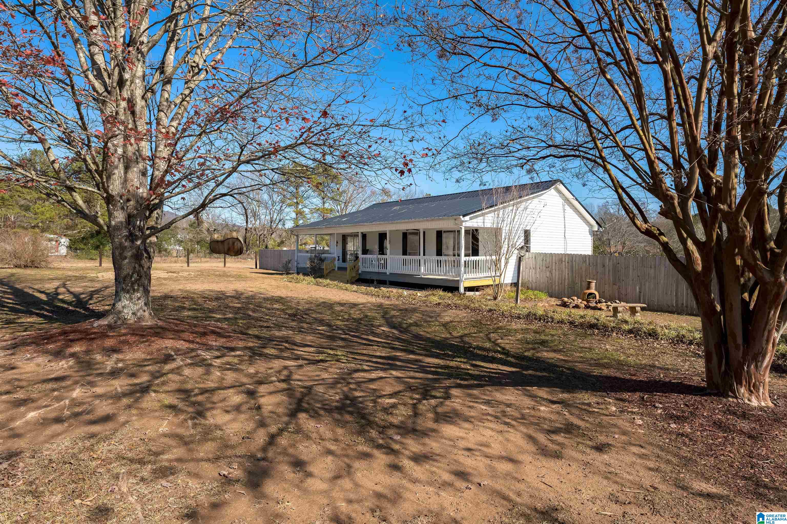 1094 Crawford Cove Road Springville, AL 35146 - Photo 3 of 33