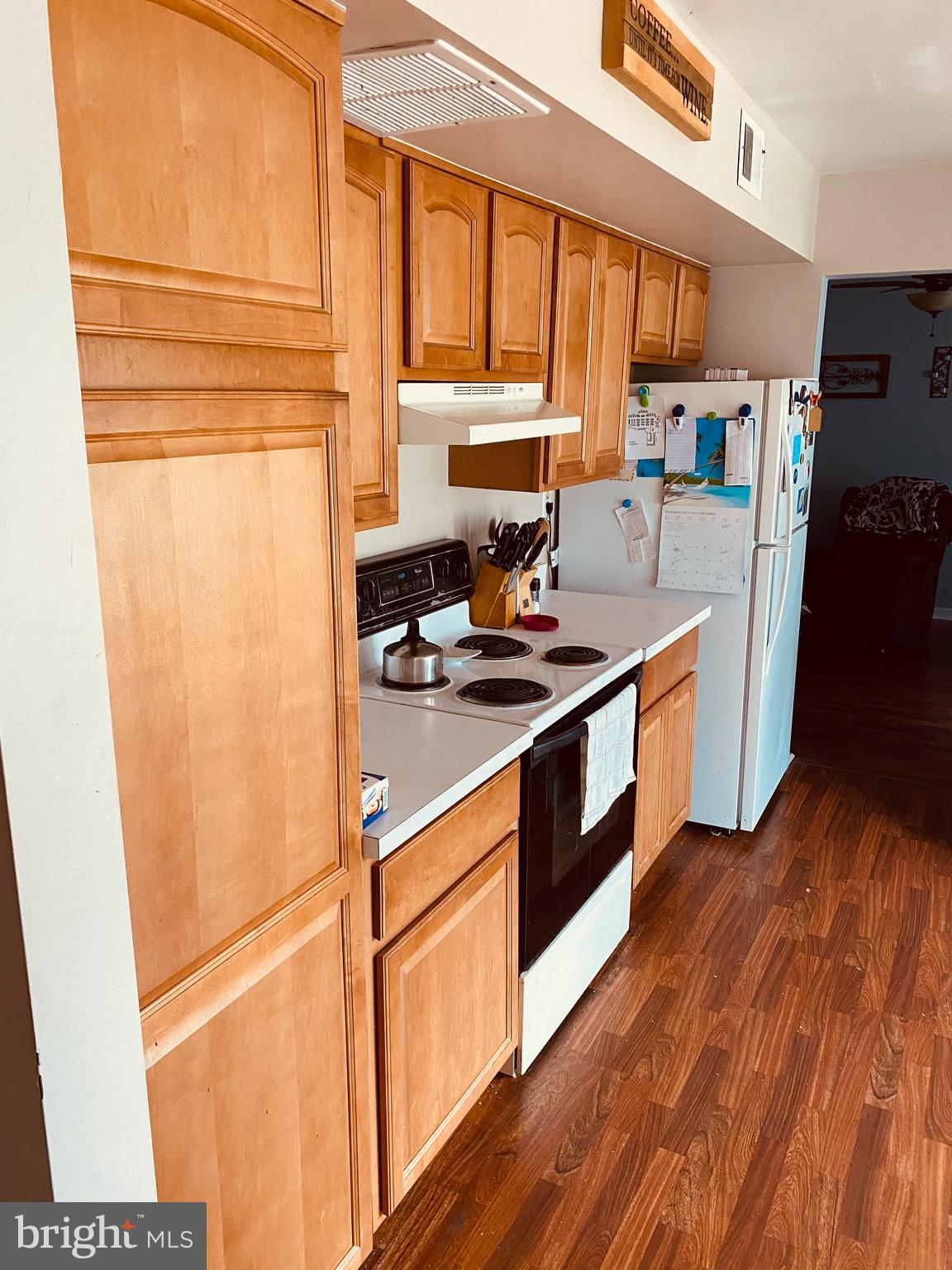 440 Iron Bridge Road Freehold, NJ 07728 - Photo 6 of 27