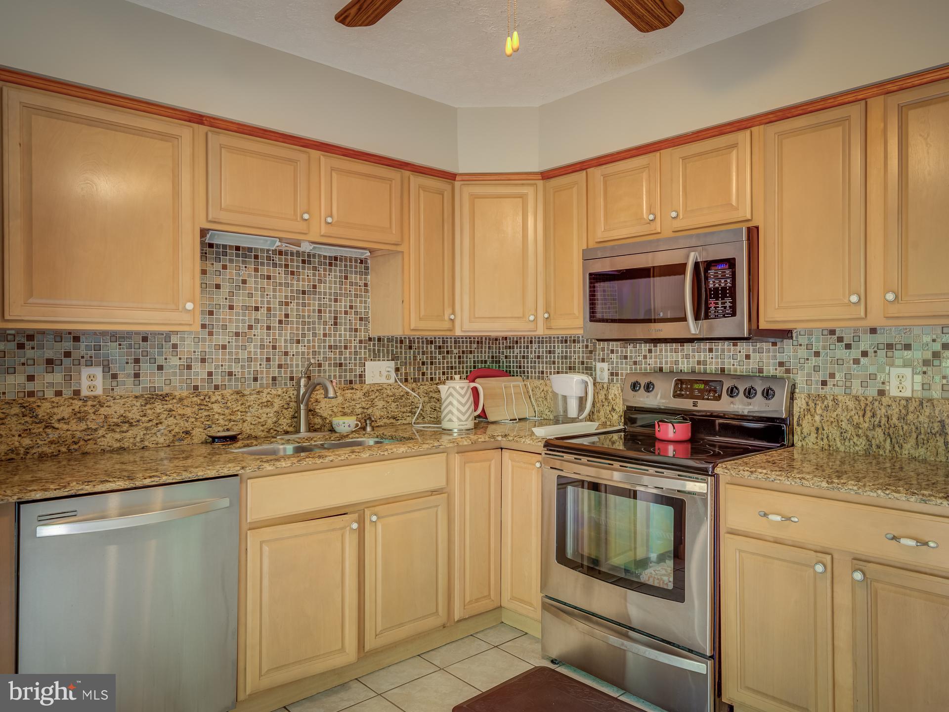 7329 Stream Way Springfield, VA 22152 - Photo 11 of 49 Gallery Image 11