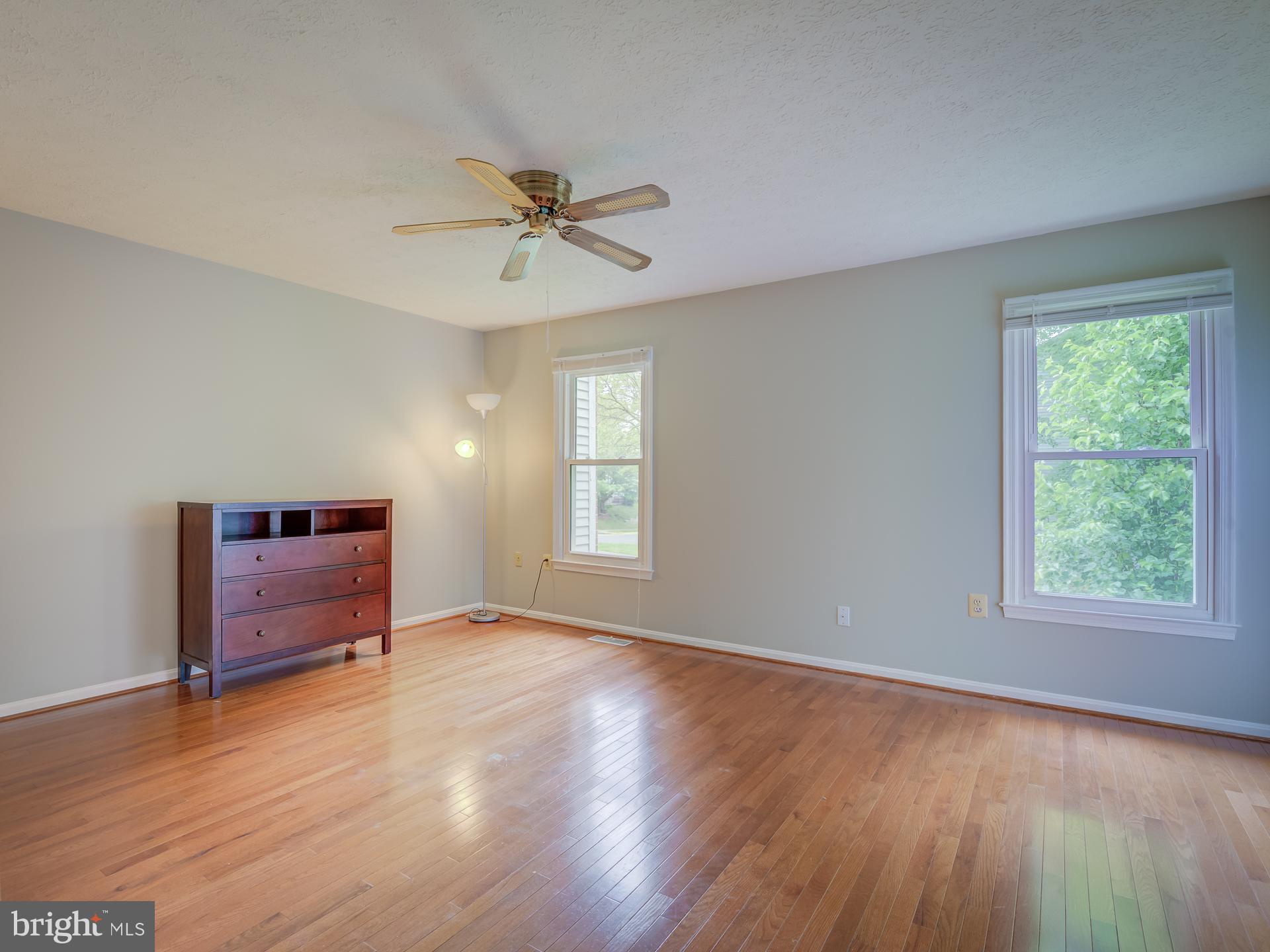 7329 Stream Way Springfield, VA 22152 - Photo 16 of 49 Gallery Image 16