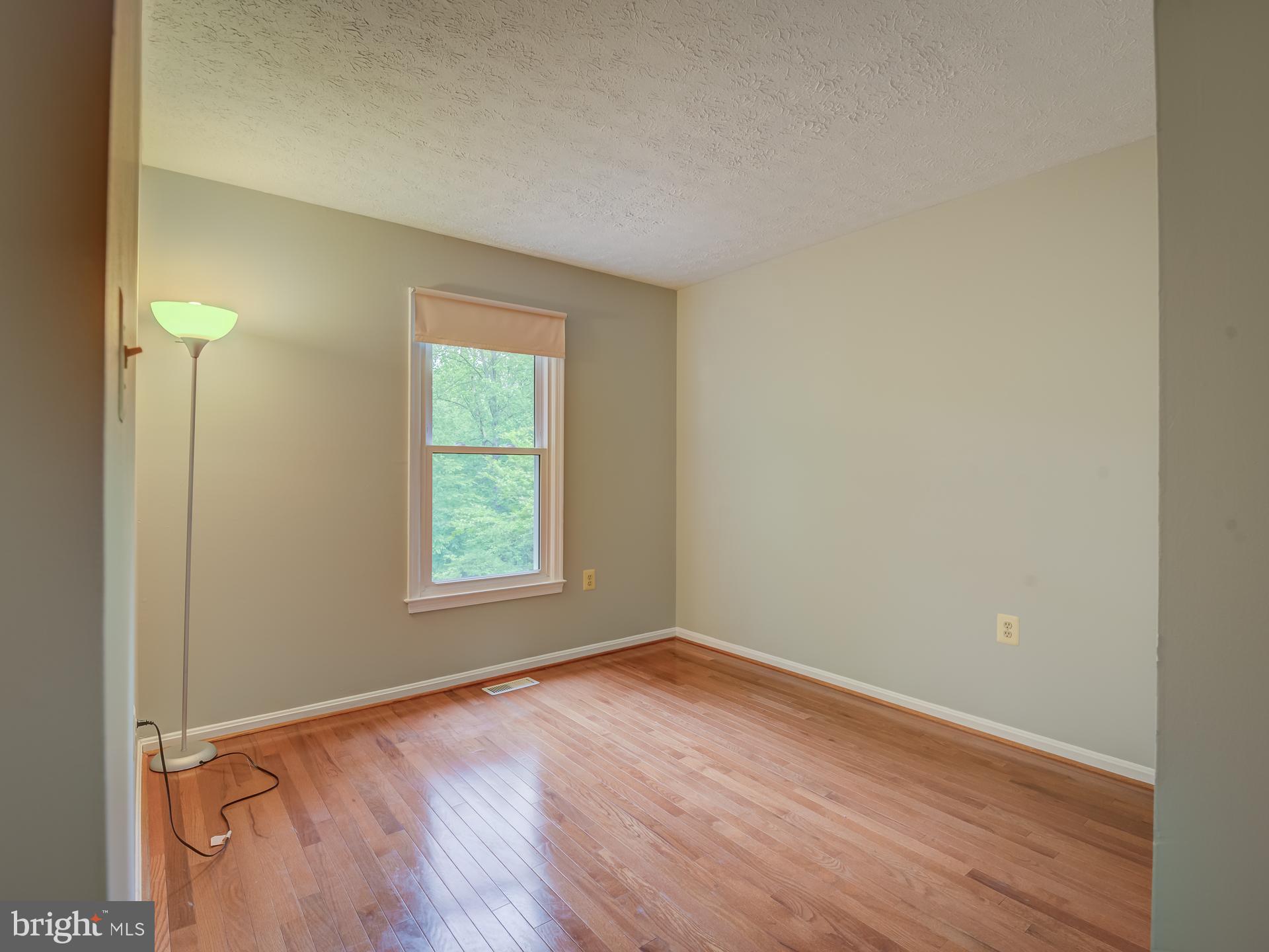 7329 Stream Way Springfield, VA 22152 - Photo 18 of 49 Gallery Image 18