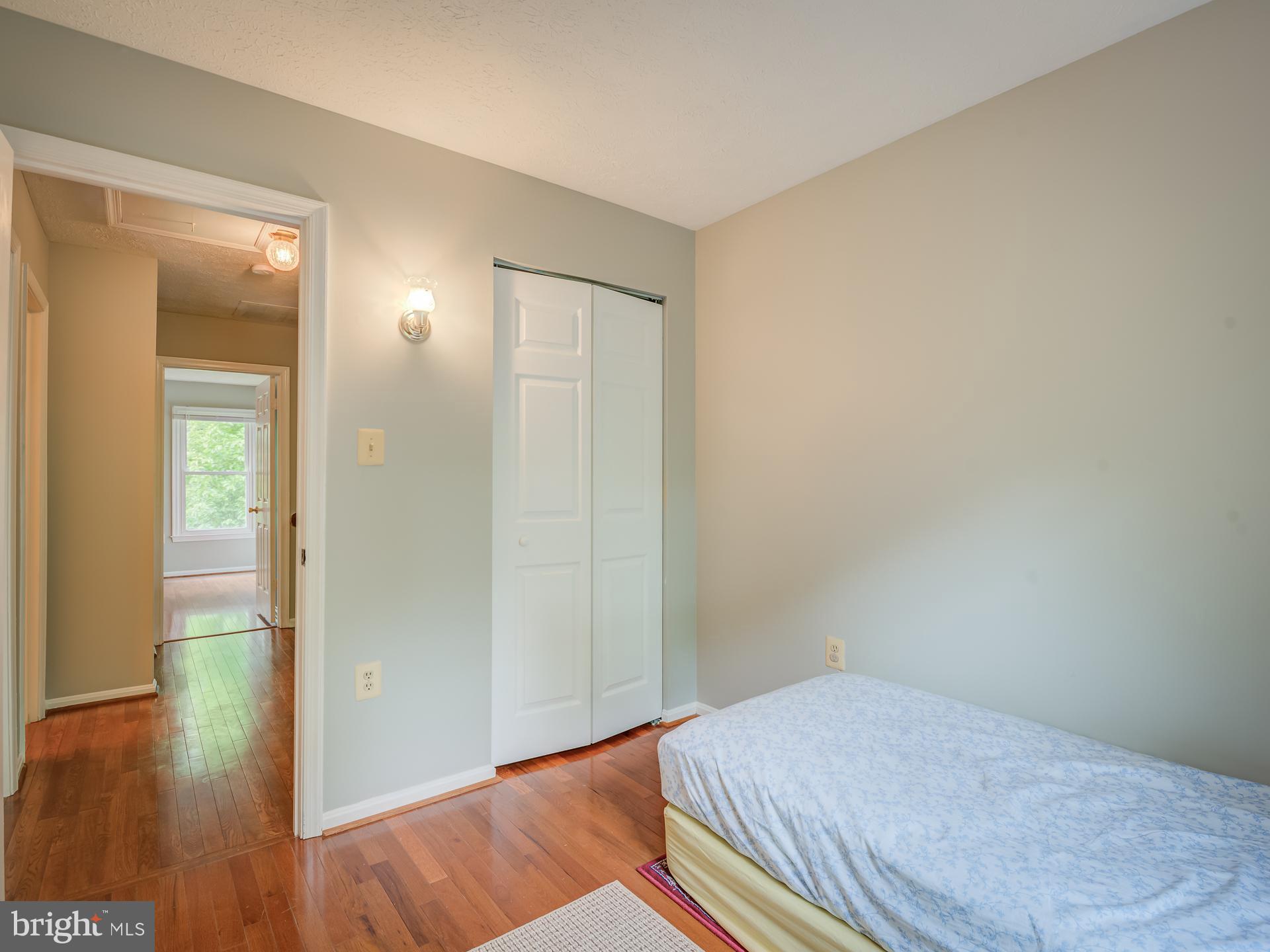 7329 Stream Way Springfield, VA 22152 - Photo 21 of 49 Gallery Image 21
