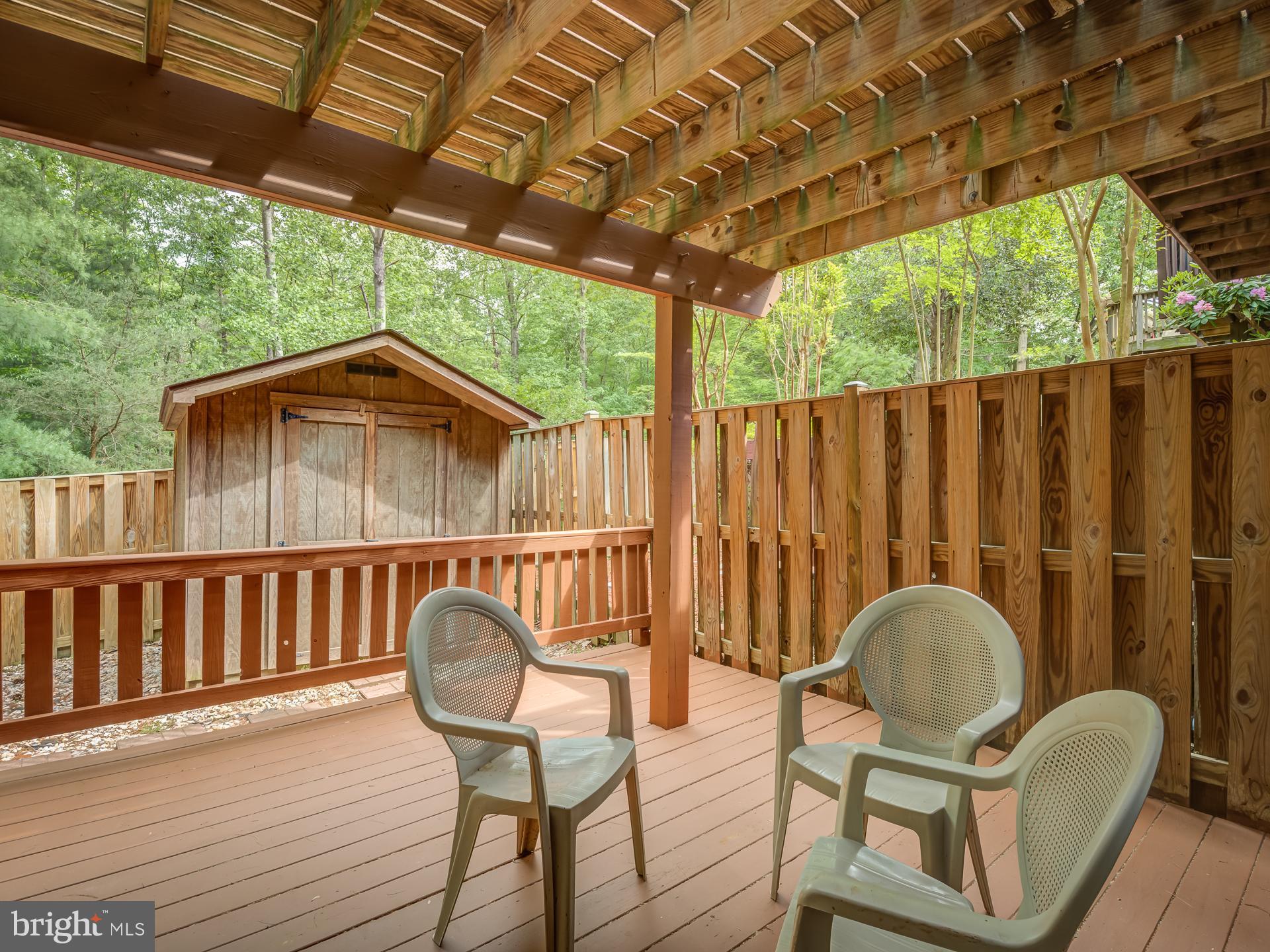 7329 Stream Way Springfield, VA 22152 - Photo 4 of 49 Gallery Image 4