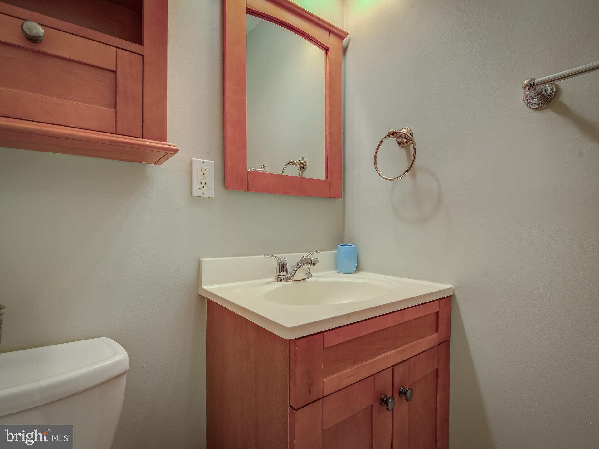 7329 Stream Way Springfield, VA 22152 - Photo 32 of 49 Gallery Image 32