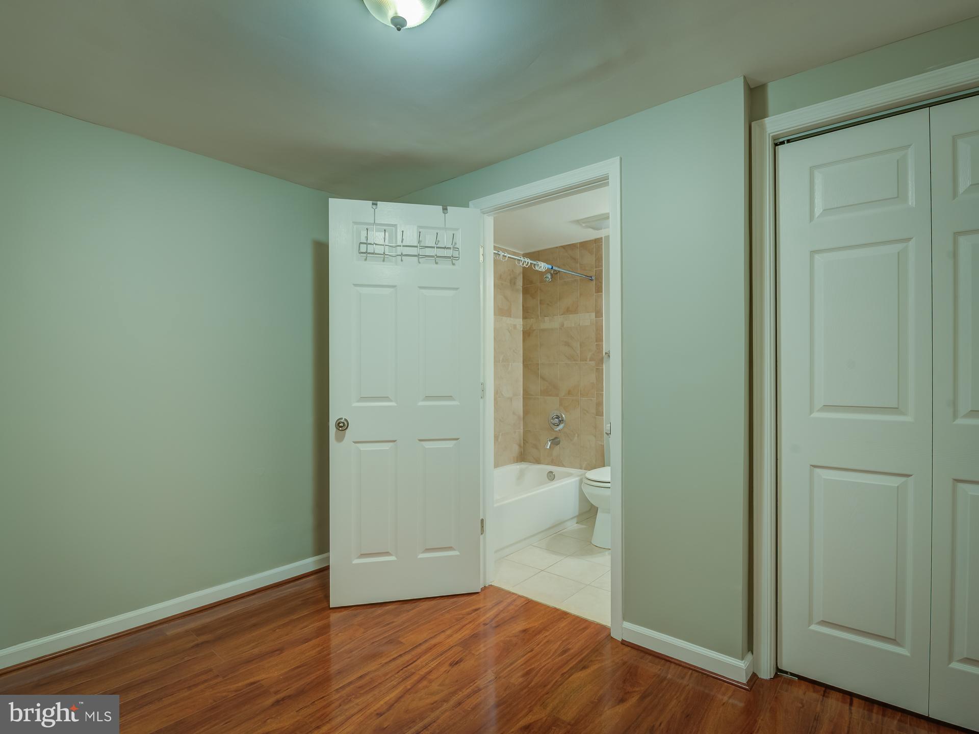 7329 Stream Way Springfield, VA 22152 - Photo 35 of 49 Gallery Image 35