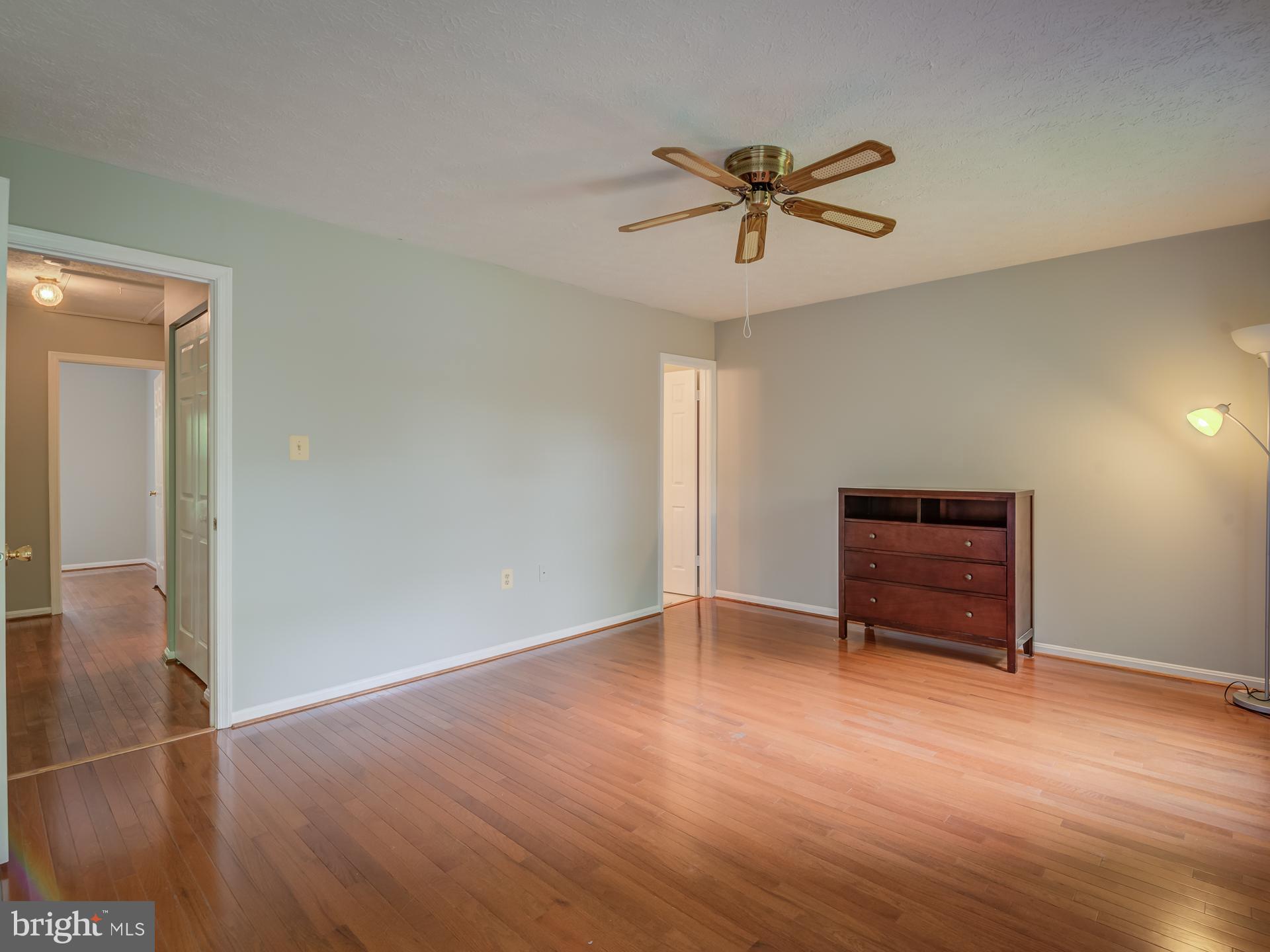 7329 Stream Way Springfield, VA 22152 - Photo 45 of 49 Gallery Image 45