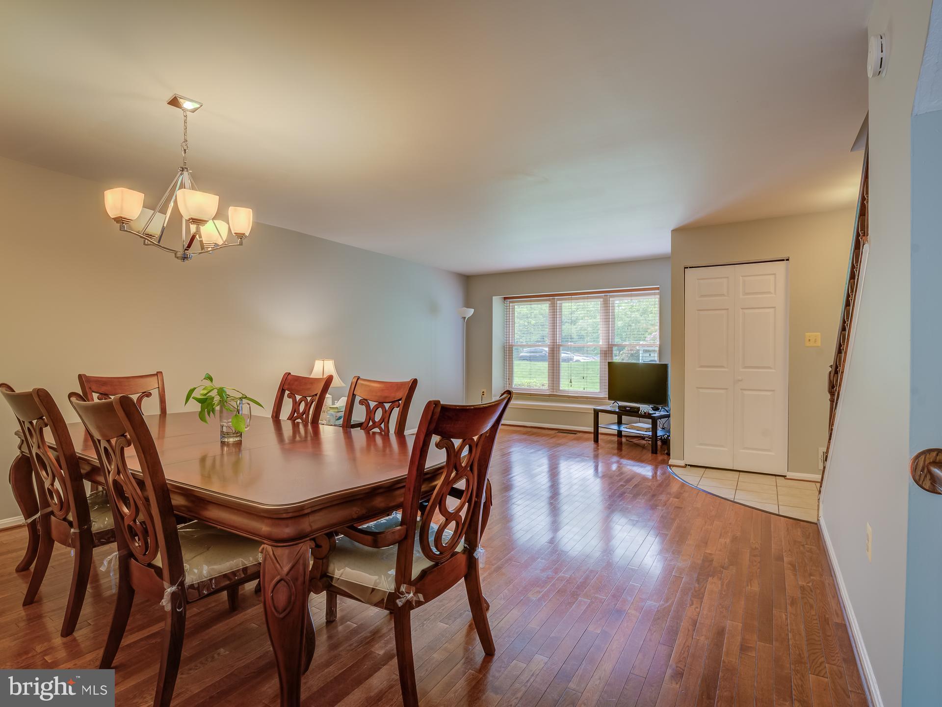 7329 Stream Way Springfield, VA 22152 - Photo 9 of 49 Gallery Image 9