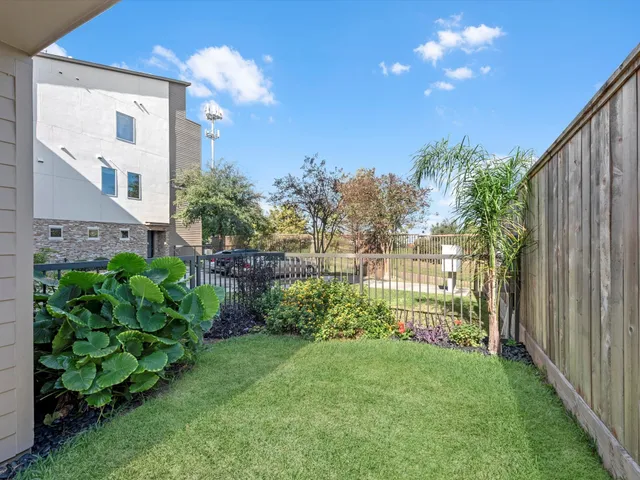 $750,000 | 1437 Wagner Street, Houston, TX 77007