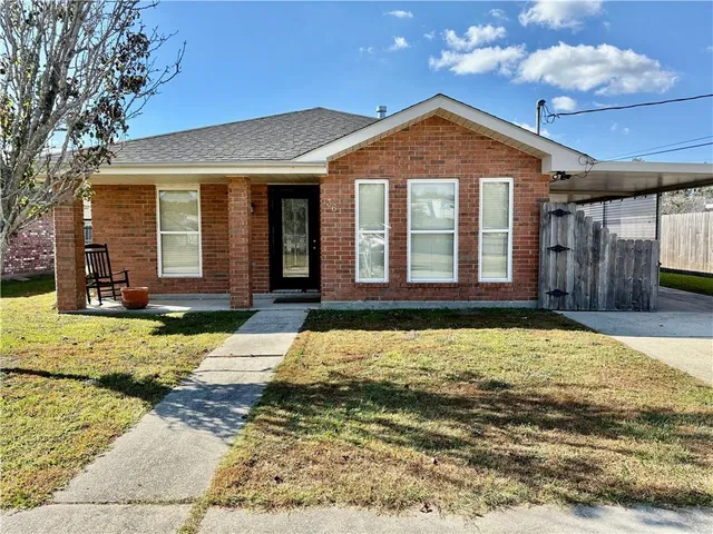 $175,000 | 36 Woodchase Court, St. Bernard, LA 70085