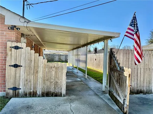 $158,500 | 36 Woodchase Court, St. Bernard, LA 70085