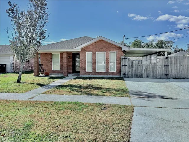 $169,500 | 36 Woodchase Court, St. Bernard, LA 70085