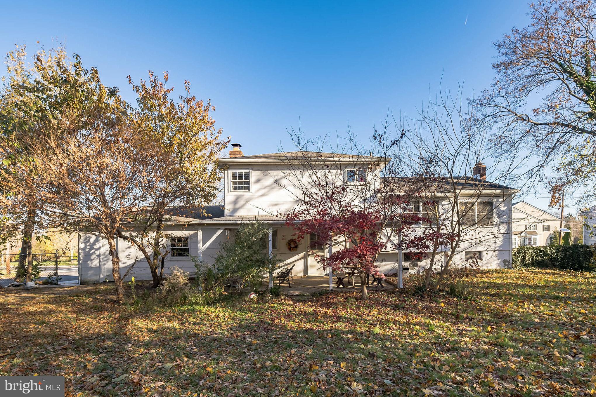 910 Woodlane Road Mount Holly, NJ 08060 - Photo 25 of 27 a view of a yard with trees