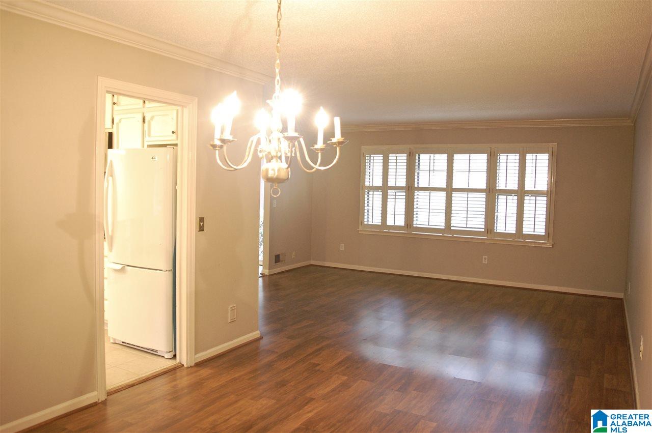 3575 Valley Circle Birmingham, AL 35243 - Photo 4 of 20