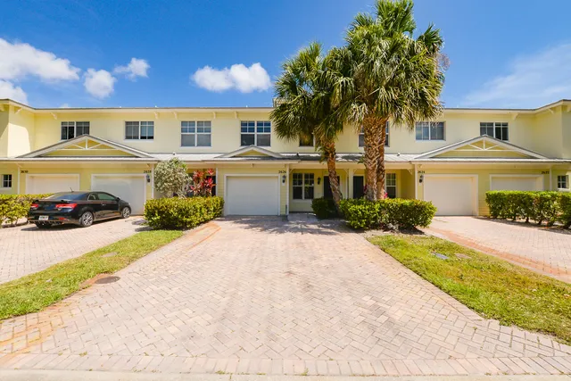 $280,000 | 2626 Creekside Drive, Fort Pierce, FL 34981