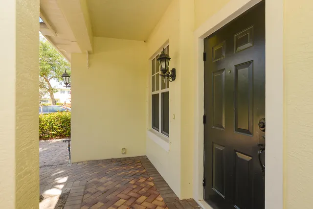 $280,000 | 2626 Creekside Drive, Fort Pierce, FL 34981