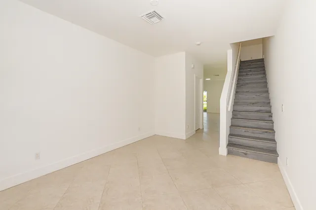 $280,000 | 2626 Creekside Drive, Fort Pierce, FL 34981