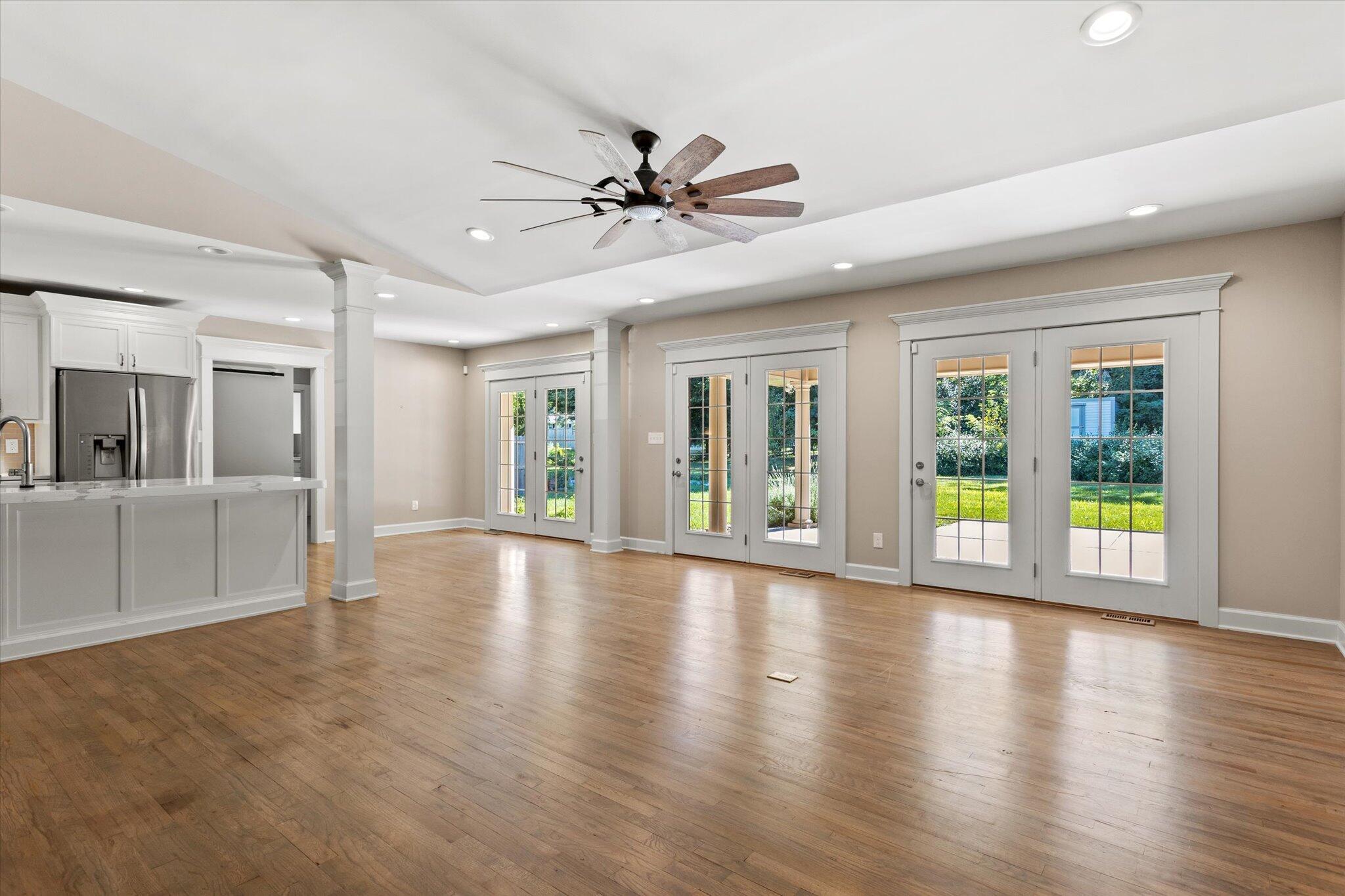 1880 Blairmore Road Lexington, KY 40502 - Photo 8 of 35 So much natural light!