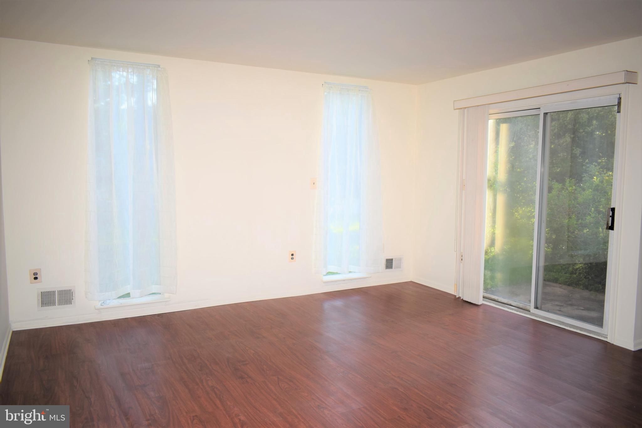 69 Allison Road Hightstown, NJ 08520 - Photo 6 of 34 Gallery Image 6