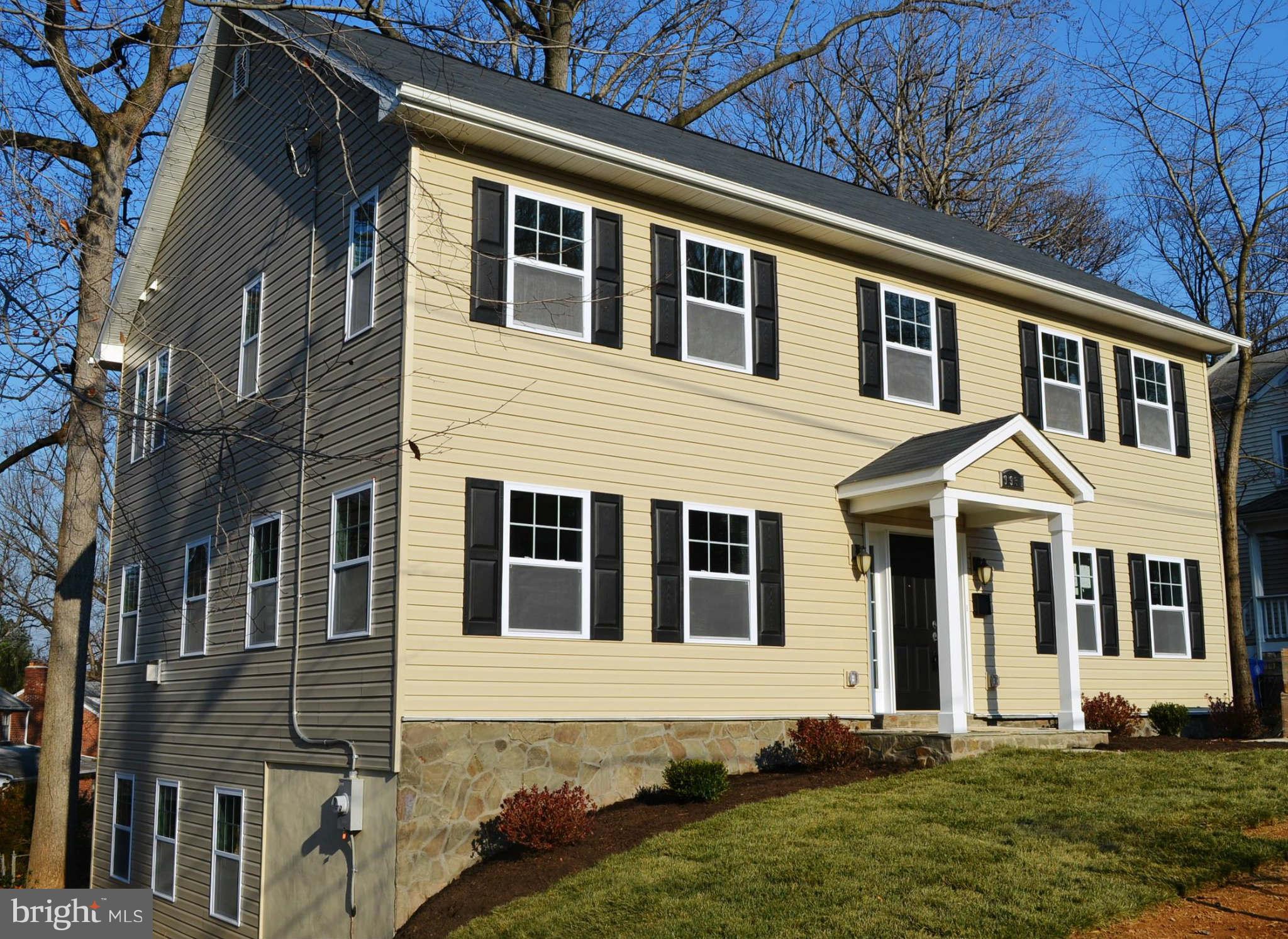 9931 Woodburn Road Silver Spring, MD 20901 - Photo 2 of 27 Exterior (Front)