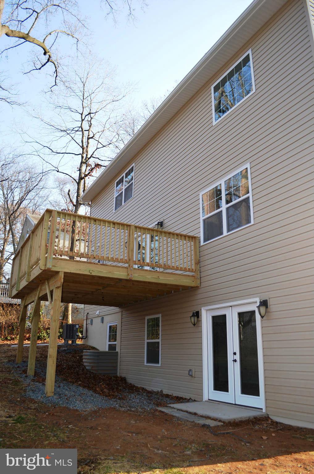 9931 Woodburn Road Silver Spring, MD 20901 - Photo 25 of 27 Exterior (Rear)