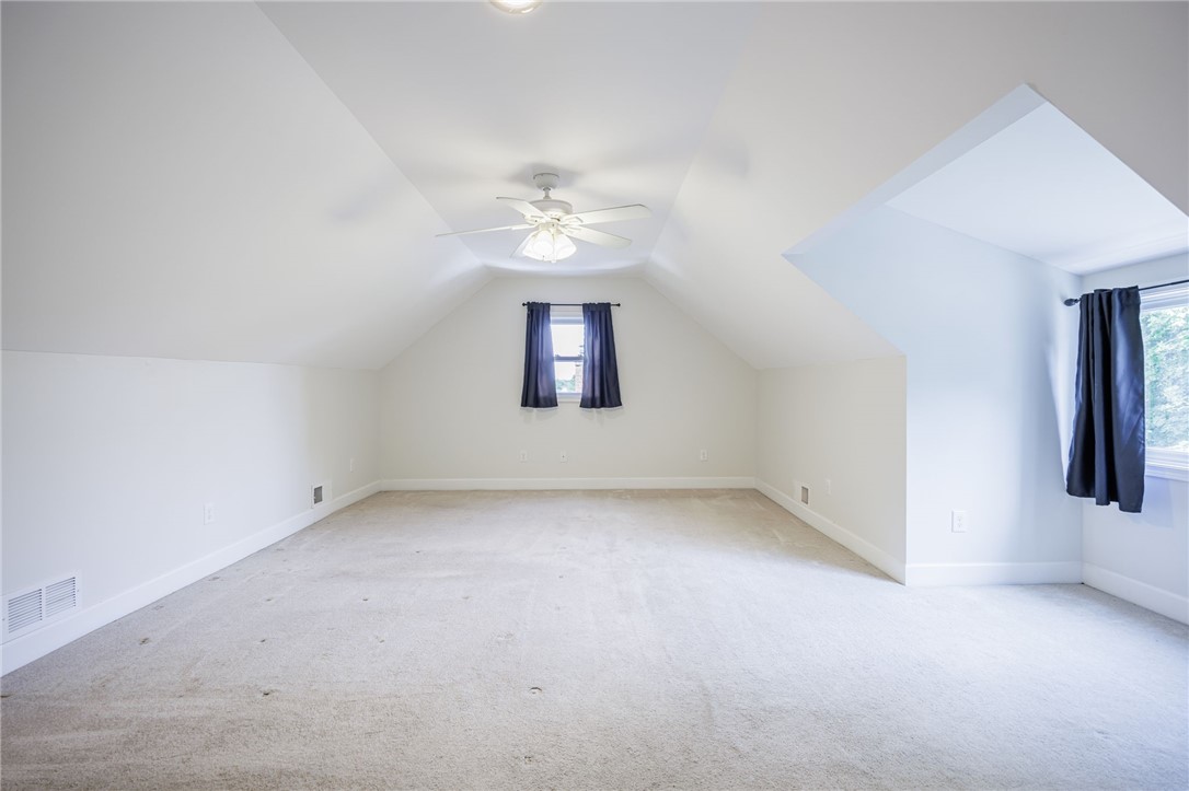 70 Highwood Road Irondequoit, NY 14609 - Photo 27 of 32